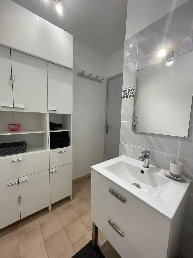 Appartement T2 46M2 Avec Grande Terrasse Sanary-sur-Mer
